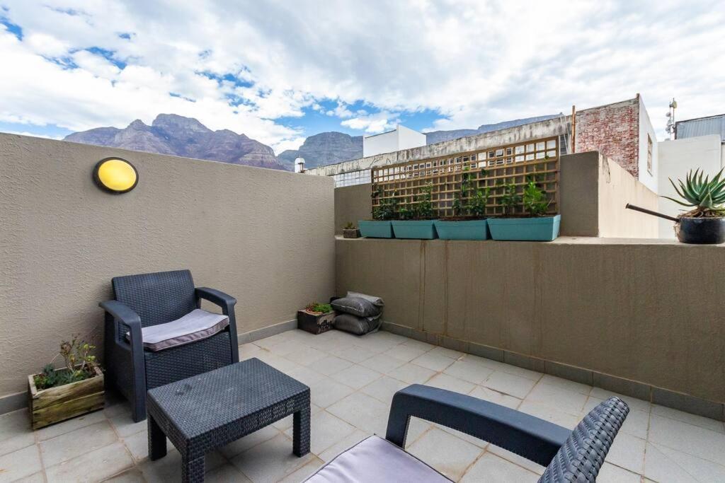 Apartamento Four Seasons 818- Spacious Cbd Studio - Onsite Parking, Gym & Rooftop Pool Ciudad del Cabo Exterior foto